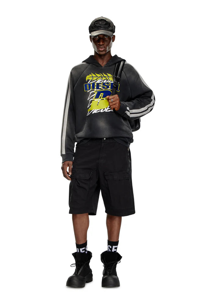 Cargo shorts in faded organic cotton