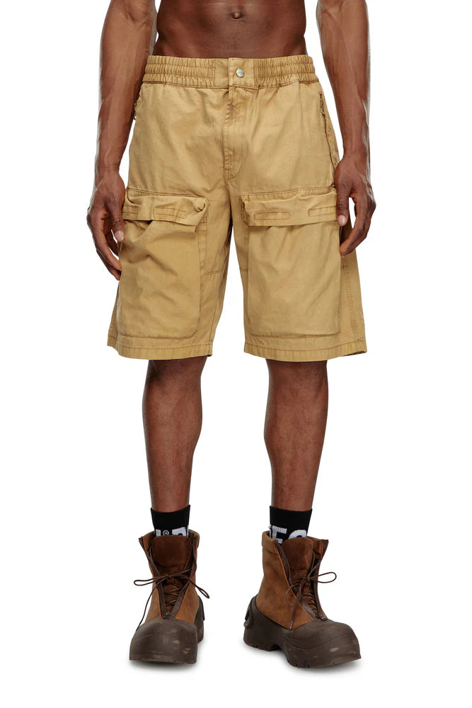 Cargo shorts in faded organic cotton