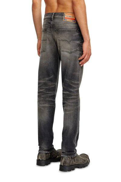 Regular Jeans - 2023 D-Finitive
