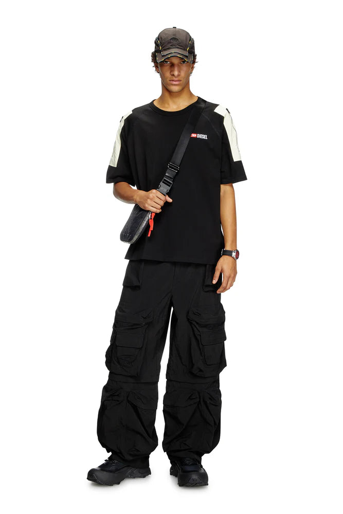 Zip-D X-Expandable utilitarian shoulder bag