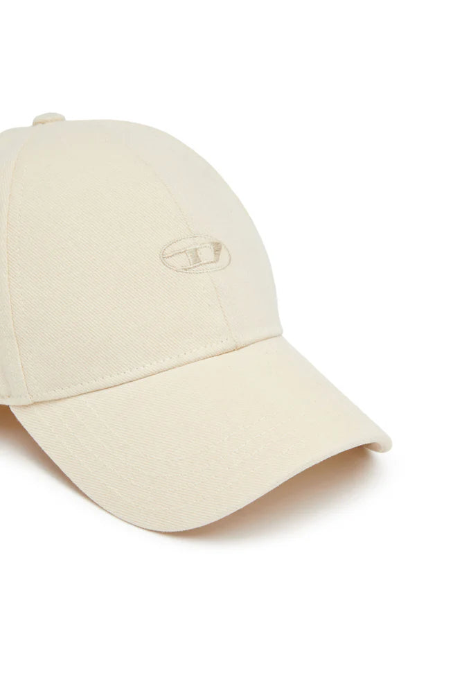 Baseball cap in washed cotton twill