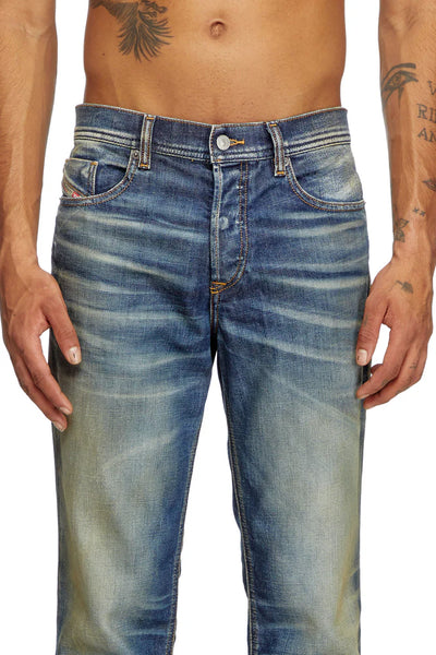 Regular Jeans - 2023 D-Finitive