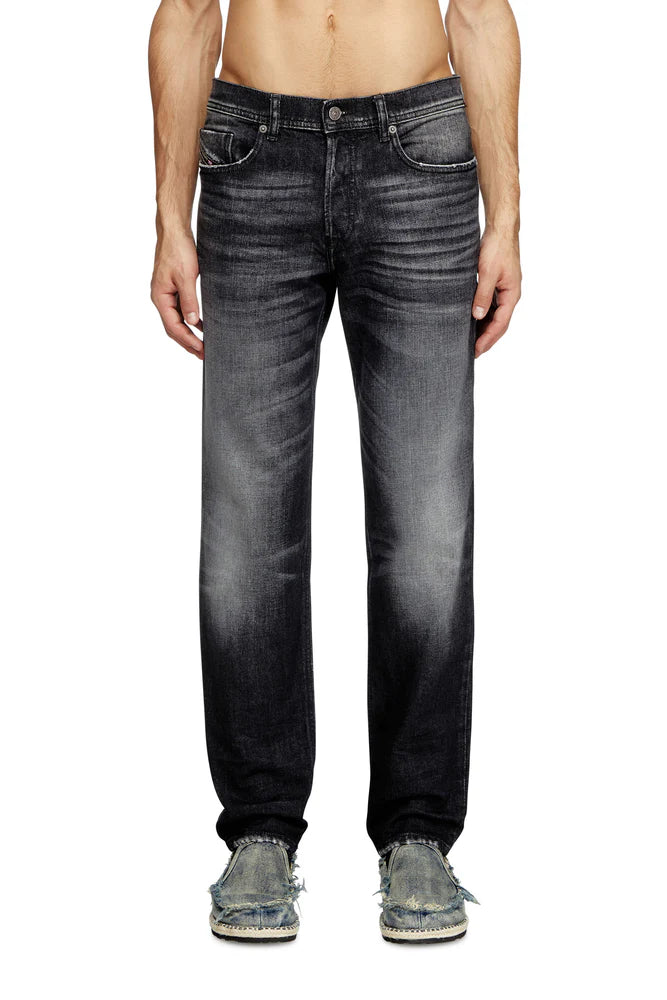 Regular Jeans - 2023 D-Finitive