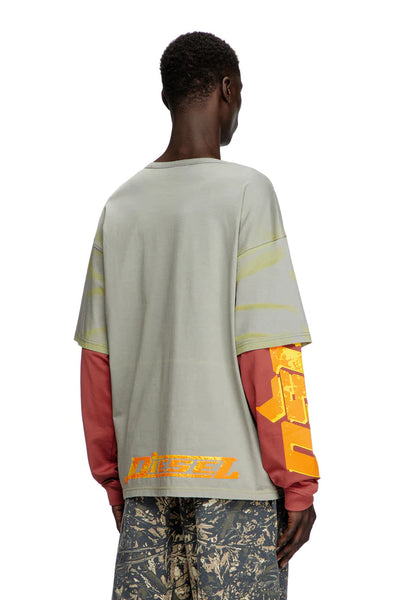 Layered T-shirt with puff print logo