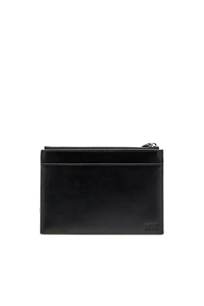 Zipped pouch in mirror leather