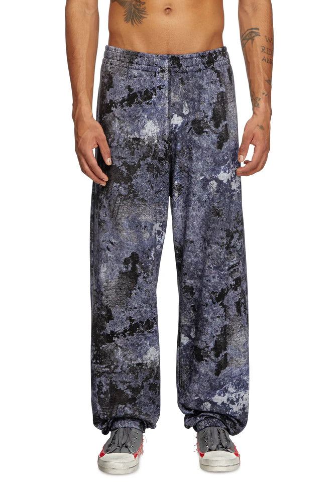 Sweatpants with marble wash treatment