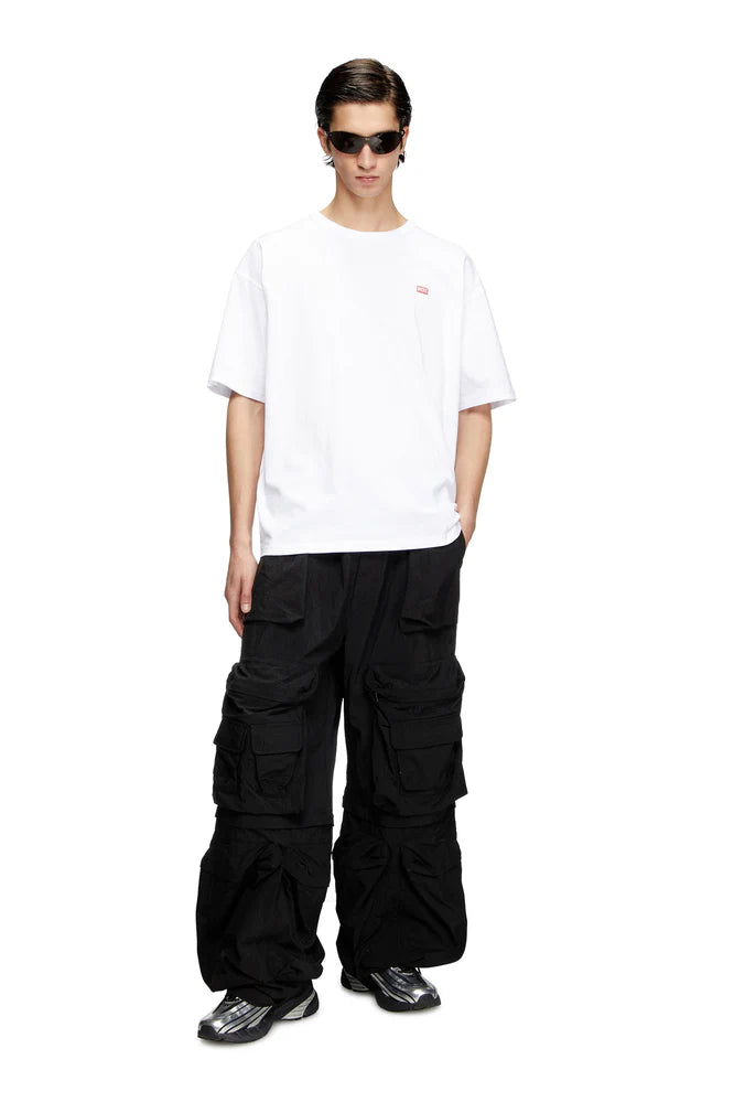 T-shirt with small logo