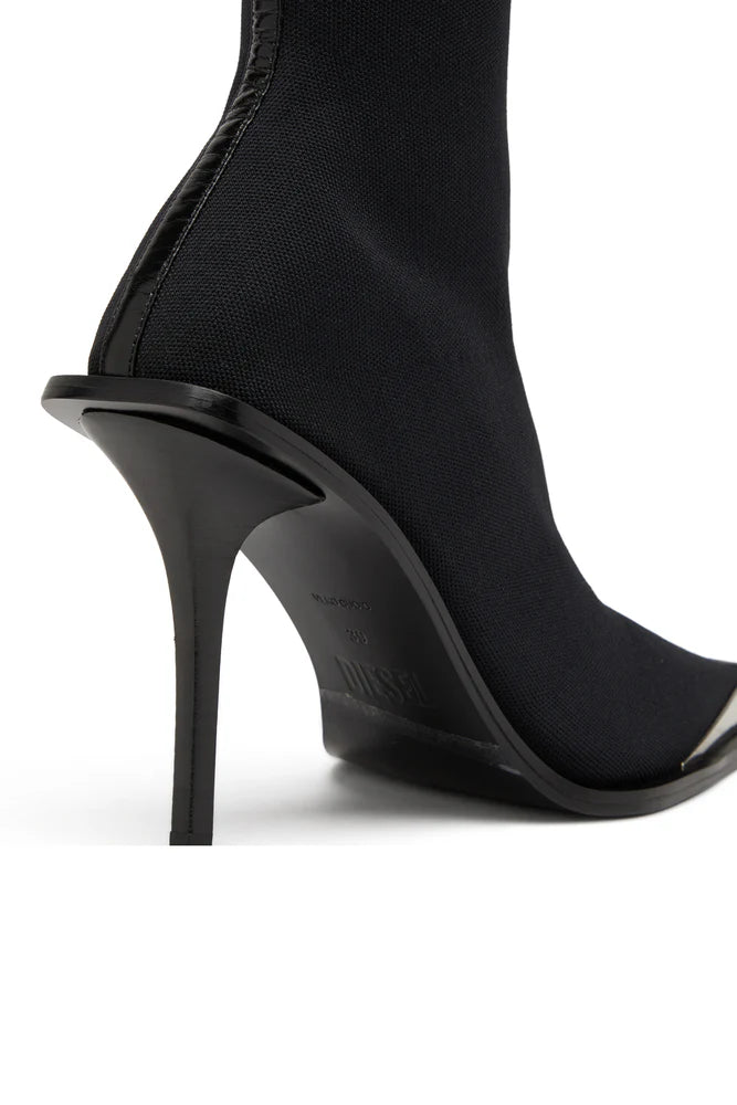 D-Tona-Sock boots with metal toe caps