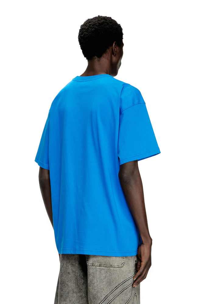 T-shirt with blowout logo graphic