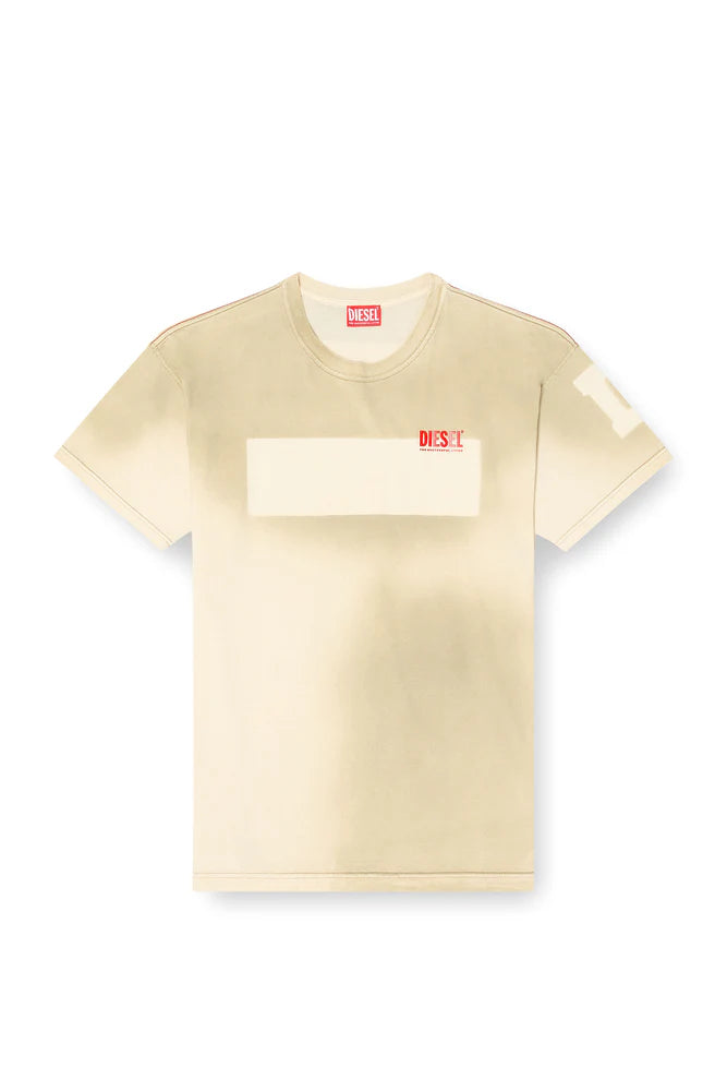 Dirty-effect T-shirt with contrast effects