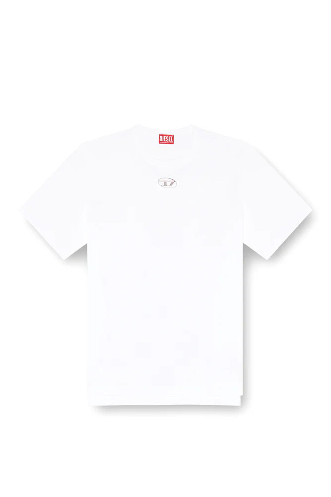 T-shirt with injection moulded logo