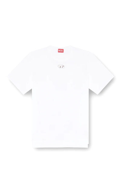 T-shirt with injection moulded logo