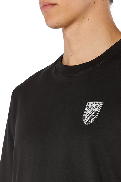 T-shirt with crest patch