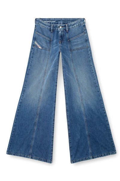 Flare Jeans - D-Akii