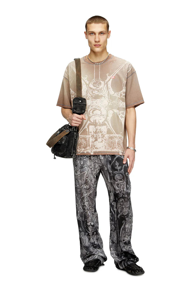 T-shirt with tonal medieval print