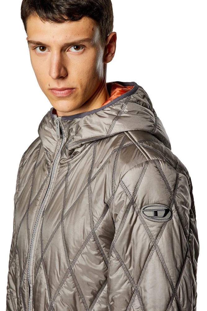Hooded jacket in quilted nylon