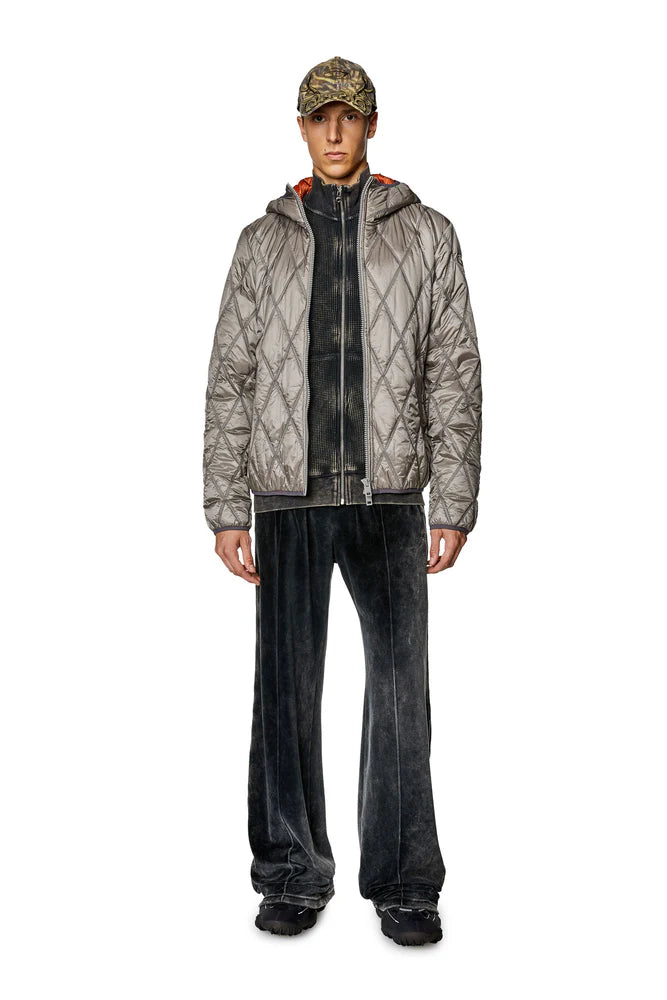 Hooded jacket in quilted nylon