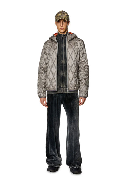 Hooded jacket in quilted nylon