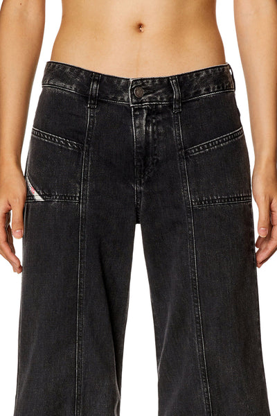 Bootcut and Flare Jeans - D-Akii