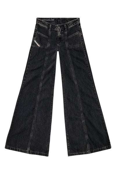 Bootcut and Flare Jeans - D-Akii