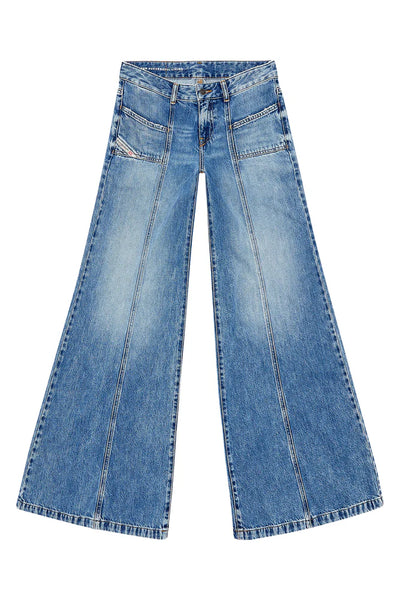 Bootcut and Flare Jeans - D-Akii
