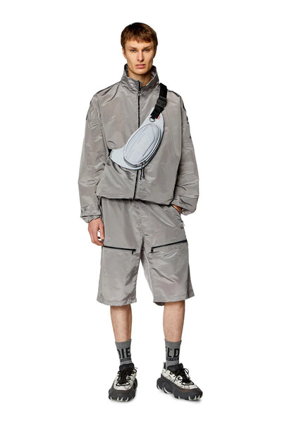 Fluid windbreaker in ciré nylon