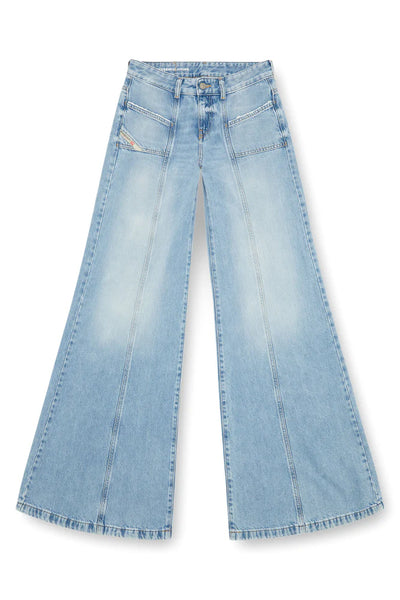 Bootcut and Flare Jeans - D-Akii